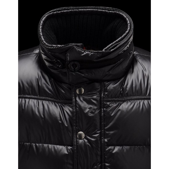 Moncler Hubert Ultralight Fur Trimmed Black Jackets Wool/Polyamide Mens 41236416HV